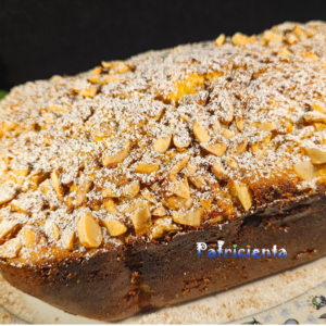 Bizcocho de manzana sin gluten en panificadora